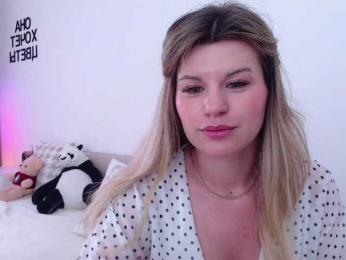 AlexaX7 webcam model stream image