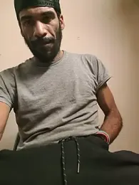 GuyInNY webcam model stream image