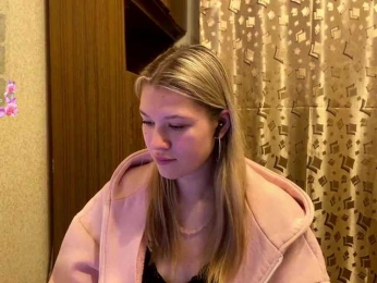 SkyeDavis webcam bongacams model stream image