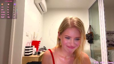 LeliaHier webcam model stream image