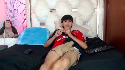 Yiisu_1 webcam cam4 model stream image