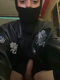 Skinny_high webcam stripchat model stream image