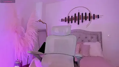 LaraBaker webcam model stream image