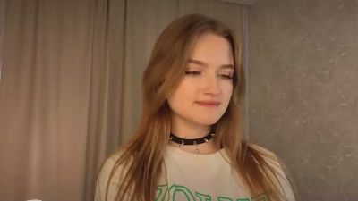 AureliaGreer webcam model stream image