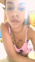 Andreinaaltami webcam model stream image