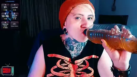 Marieblueeyes webcam model stream image