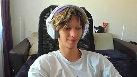 Ostin_meow webcam model stream image