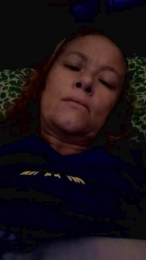 QUEENB8675 webcam model stream image