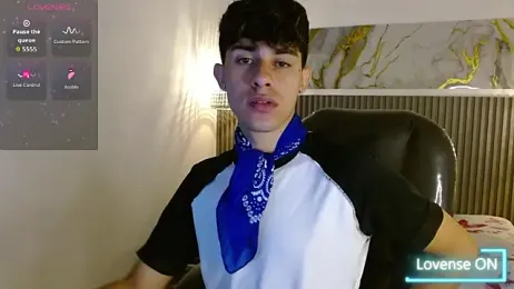 Dyla_n18 webcam stripchat model stream image