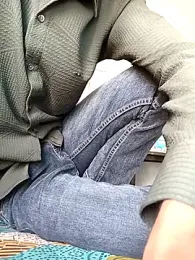 Forest_lover24 webcam model stream image