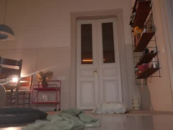 mia_elfie webcam model stream image
