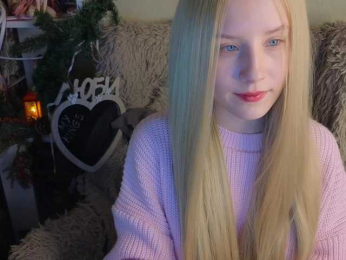 plushsara webcam model stream image