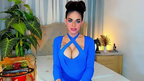 MochaliciousTransOnTop webcam model stream image