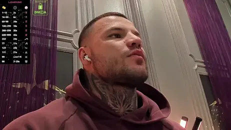 OliverSport webcam model stream image