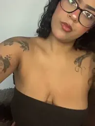 CaroBeach webcam stripchat model stream image