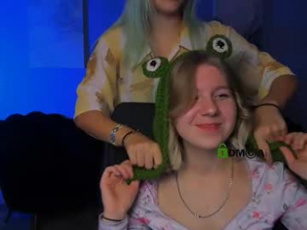 kaela_spell_ webcam model stream image