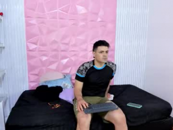 onemorecum_ggh webcam model stream image