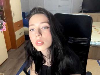 VinitaLaredo webcam preview