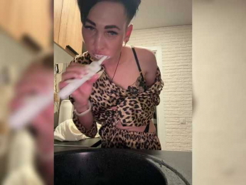 KarenCook webcam model stream image