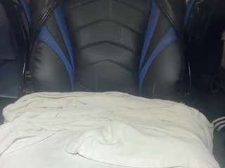 suckitandseee webcam model stream image