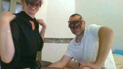 Oksana_PtiQ webcam model stream image