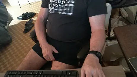 matureboomer webcam model stream image