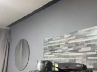 leoniewinters webcam model stream image
