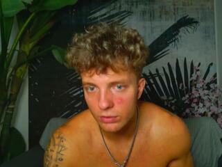 Koby Manning webcam model stream image