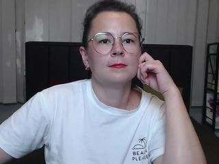 mariesho webcam model stream image