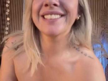 Isabellalita webcam model stream image