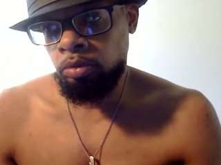 llmywood webcam model stream image