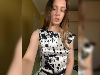 Milka_Crystal webcam bongacams model stream image
