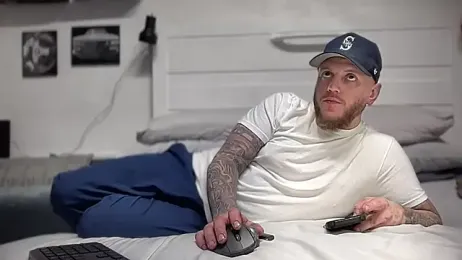 Thegreatwhitepipe webcam model stream image