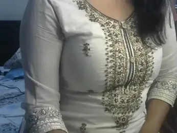 SiaraSiyA webcam stripchat model stream image