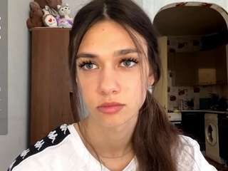 emmaparabellumsss webcam camsoda model stream image