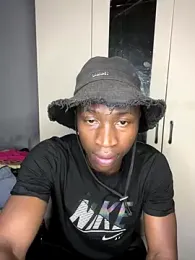 Totiiiiiiiiiiiiiiiiii webcam model stream image