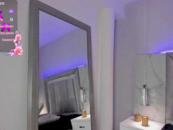 MiiaVixen webcam model stream image