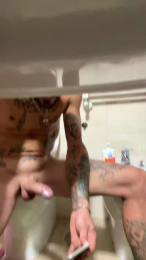 Roa87 webcam model stream image