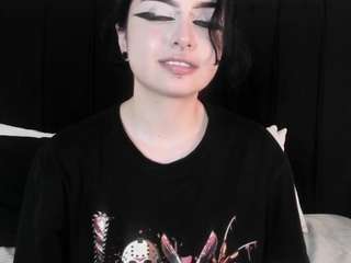 adeelinee webcam model stream image