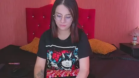 kassandra_james webcam model stream image