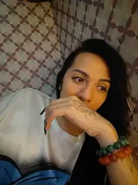 Yourbabyshane webcam model stream image