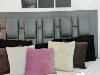 Cata Gil webcam model stream image