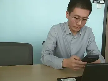 miniyellower webcam model stream image