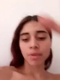 Mara_Blossom webcam model stream image