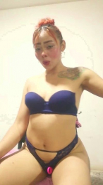 Candyfreemom webcam model stream image