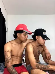 clousth webcam stripchat model stream image