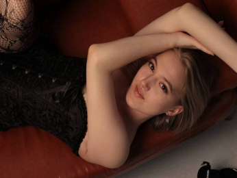 ElwynaBrindle webcam livejasmin model stream image