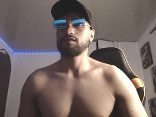 Chrys Harris webcam model stream image