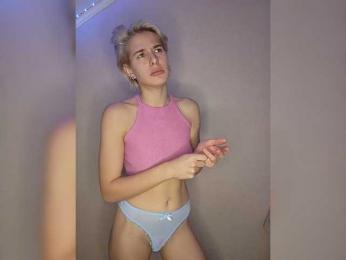 LUNA_ALEX webcam model stream image