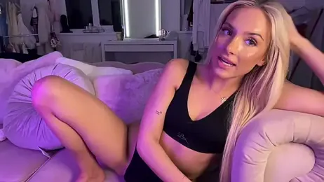 Naughtyblondex webcam model stream image